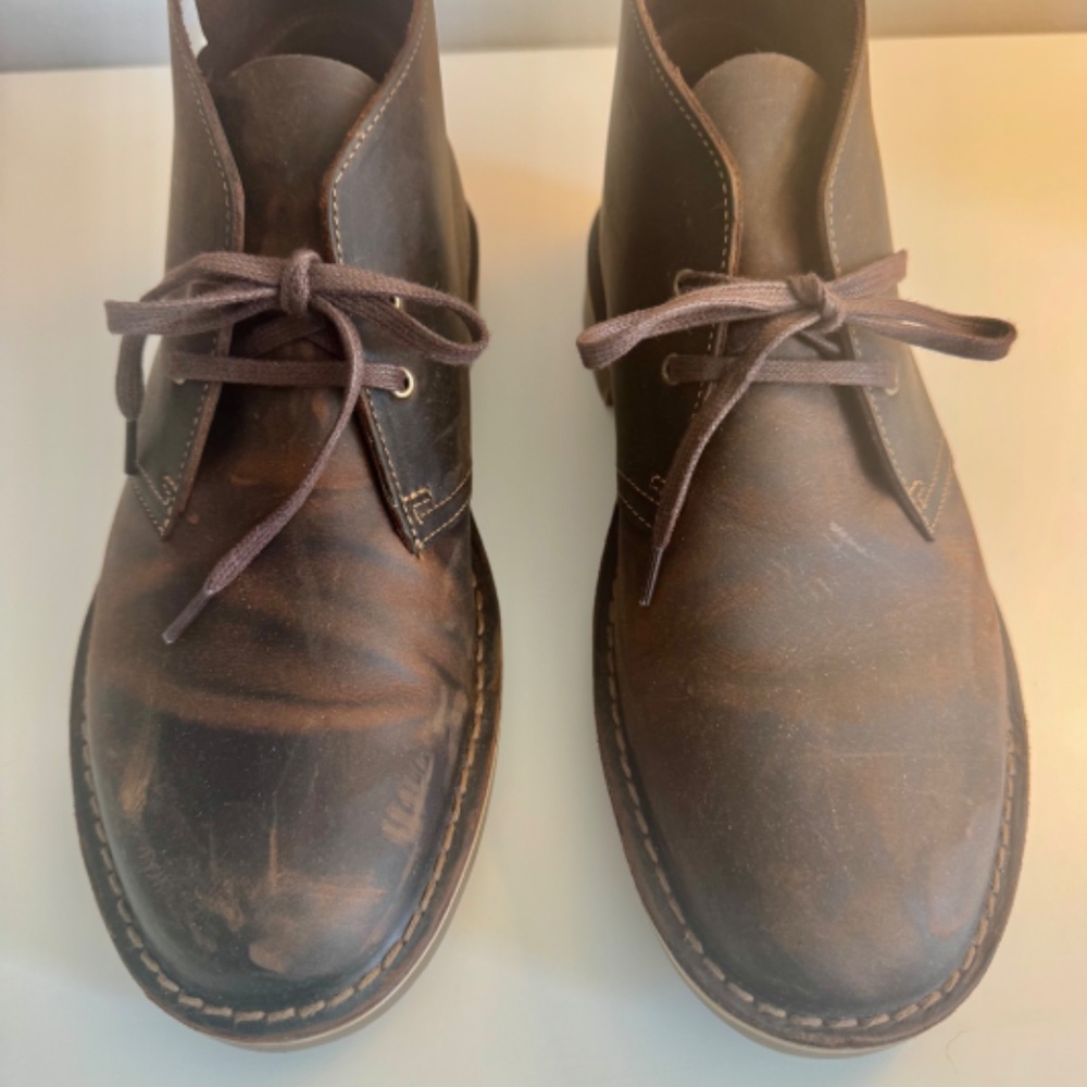 Clarks Mens desert Chukka boots size 10 like new